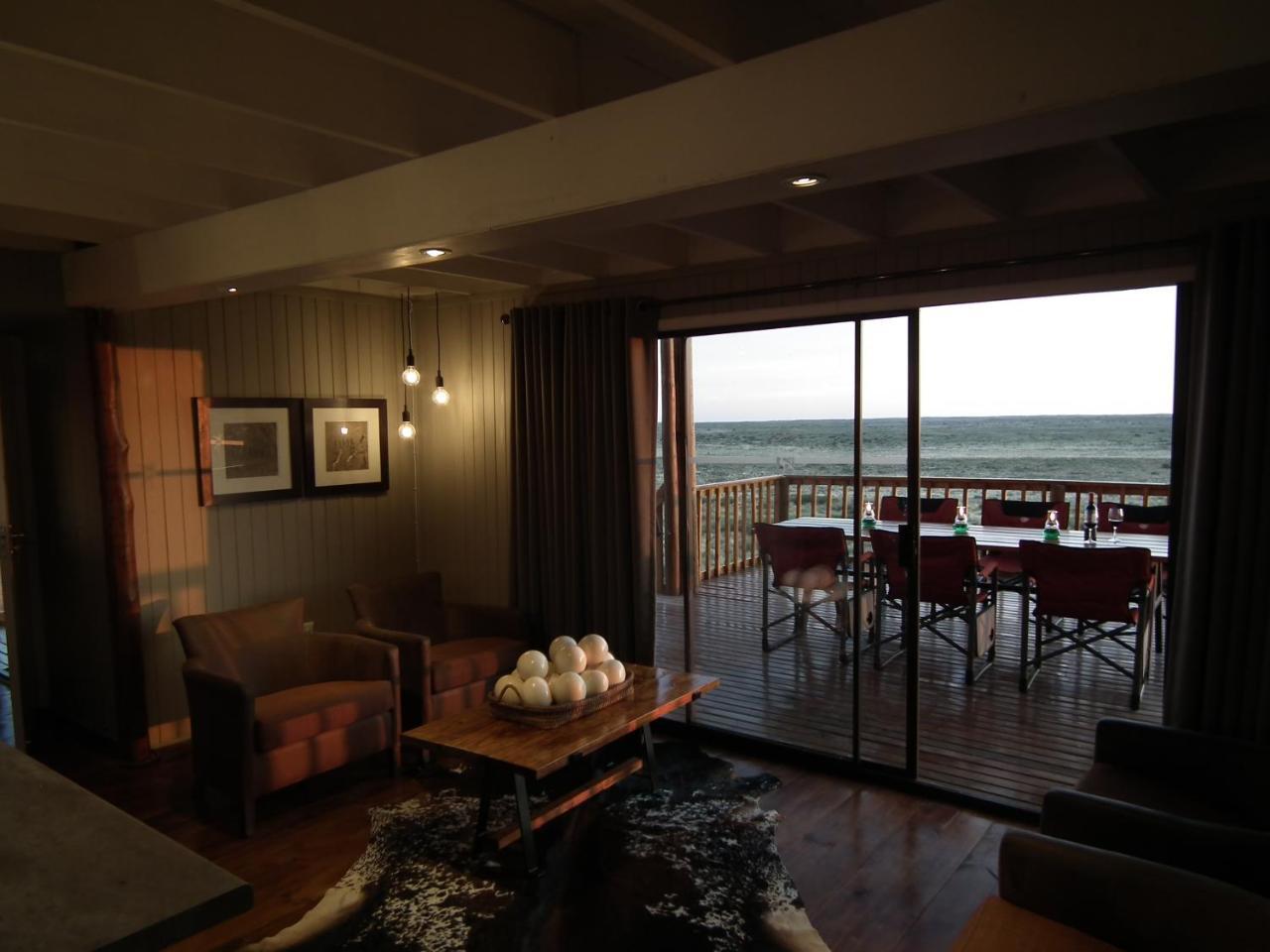Kgalagadi Lodge Askham Экстерьер фото